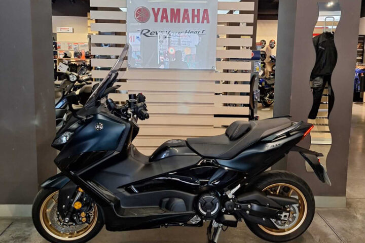 Yamaha T-MAX Tech 560 2023